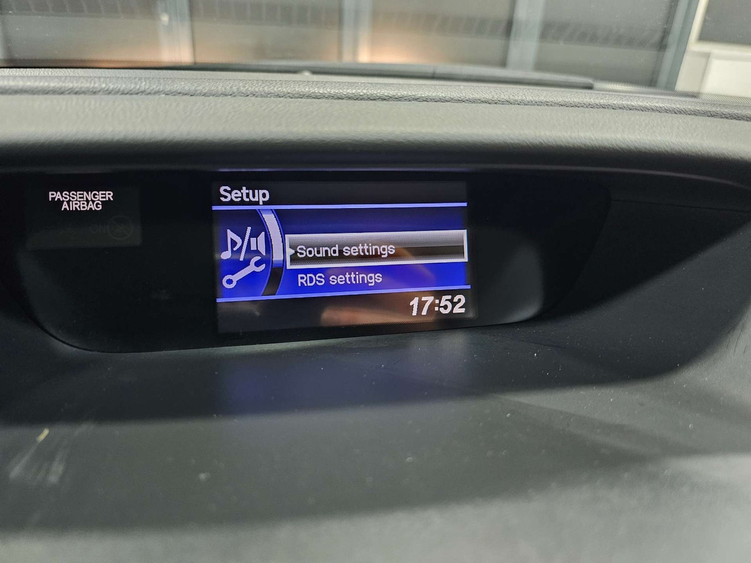 Used Honda CR-V 2014 for sale - 76972440: Photo 51