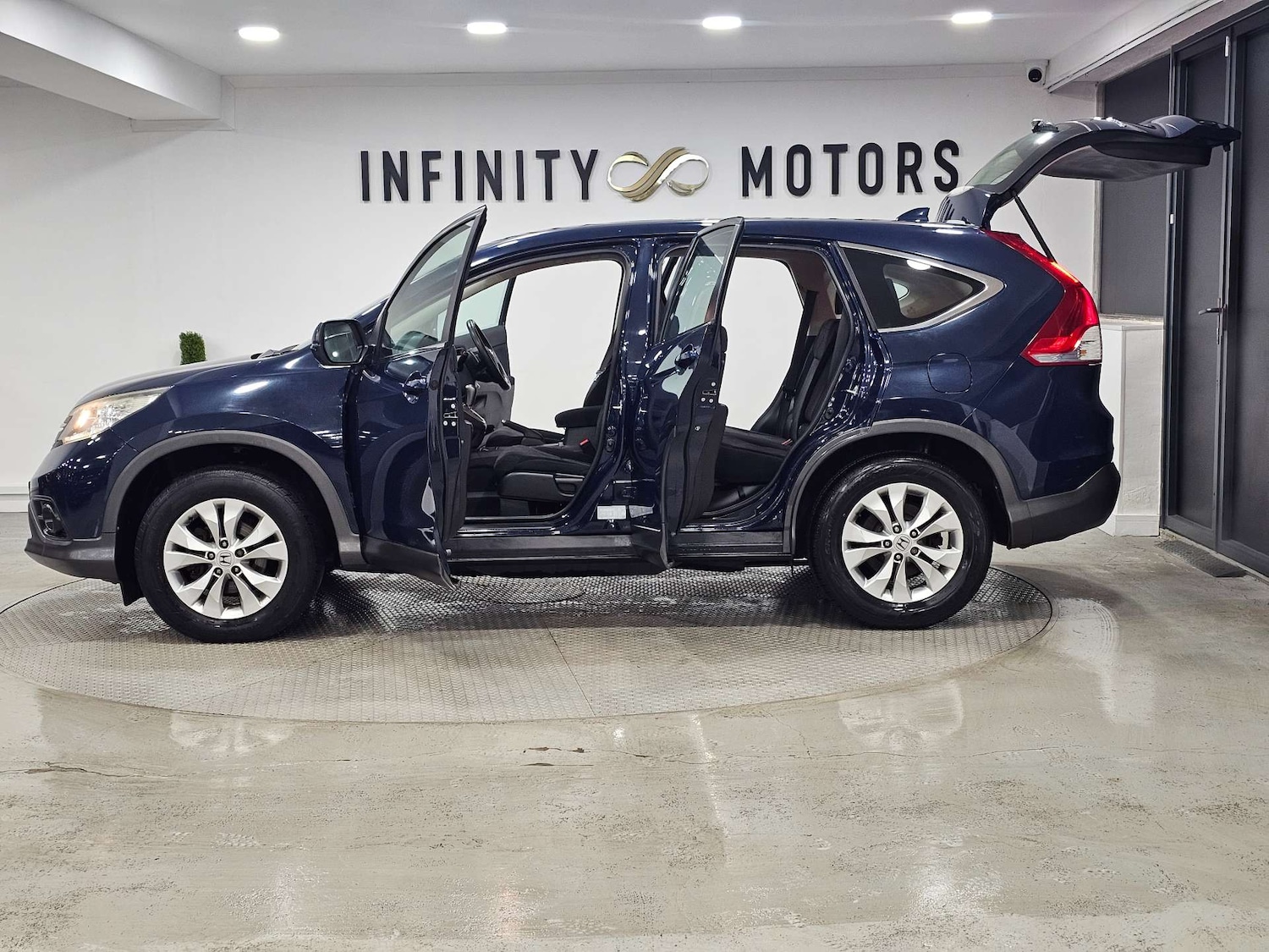 Used Honda CR-V 2014 for sale - 76972440: Photo 64