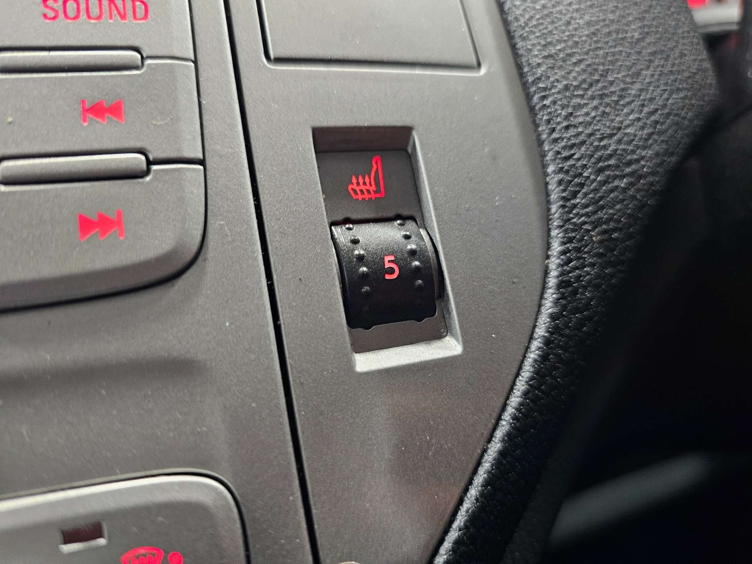 Used Ford Kuga 2013 for sale - 77745573: Photo 13