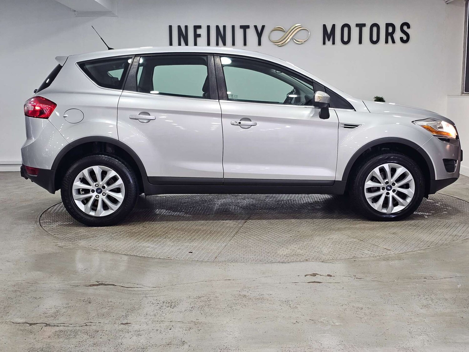 Used Ford Kuga 2013 for sale - 77745573: Photo 34
