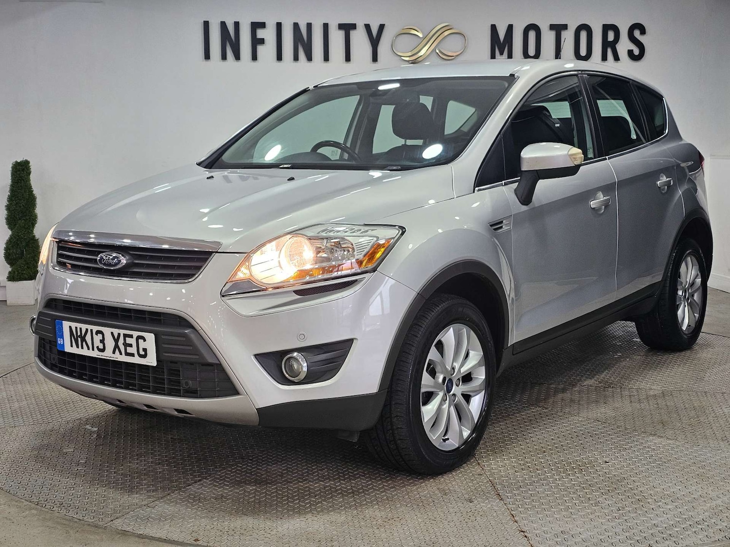 Used Ford Kuga 2013 for sale - 77745573: Photo 4