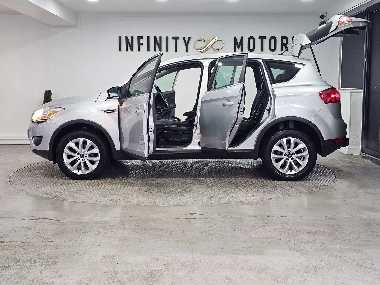 Used Ford Kuga 2013 for sale - 77745573: Photo 43