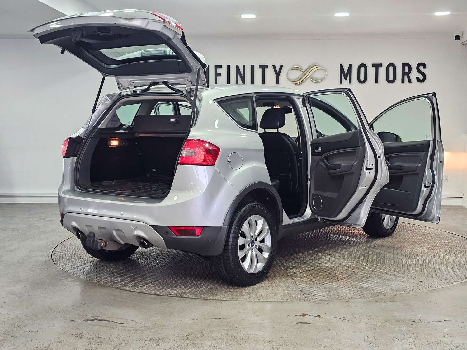 Used Ford Kuga 2013 for sale - 77745573: Photo 46