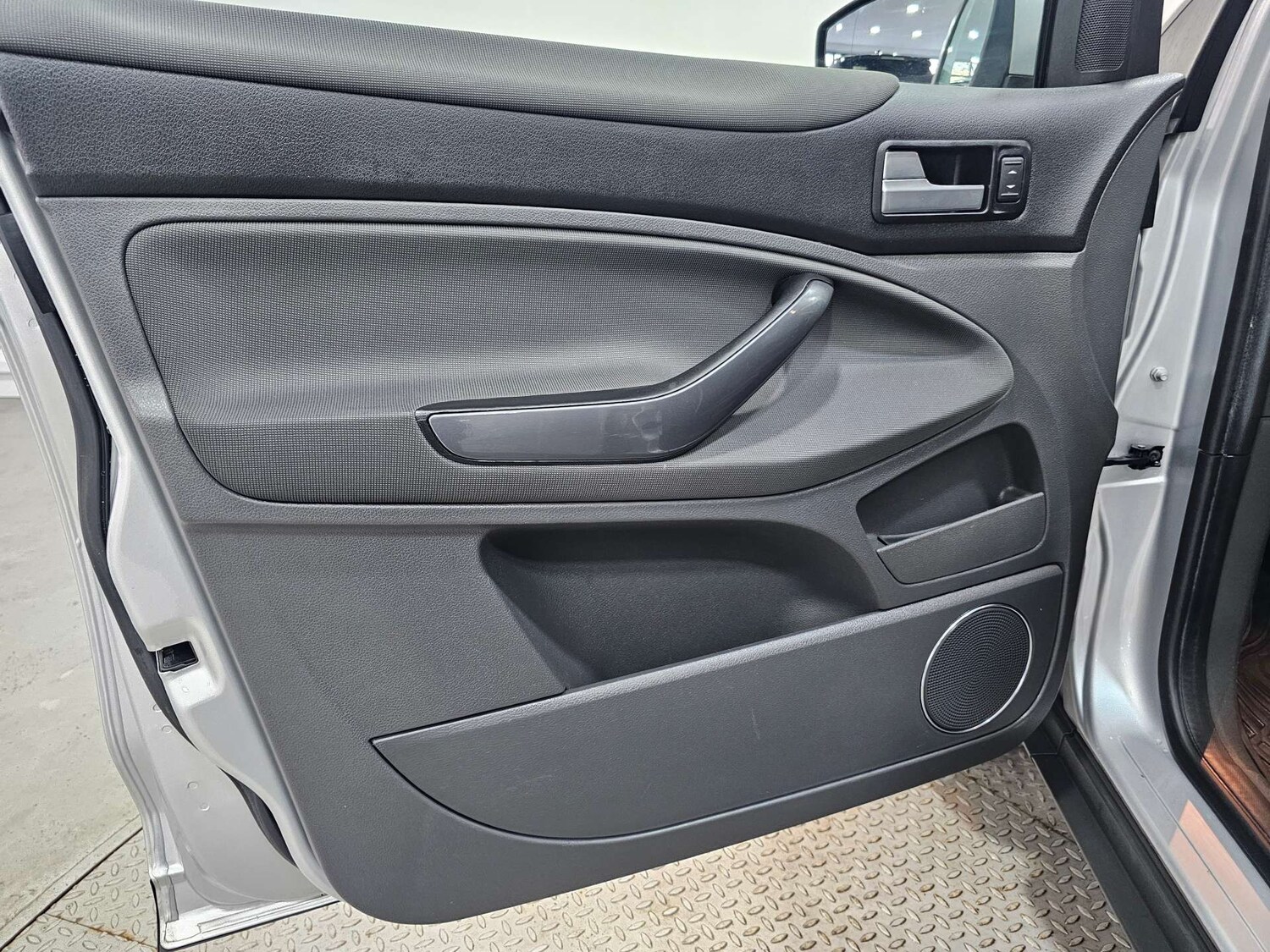 Used Ford Kuga 2013 for sale - 77745573: Photo 88