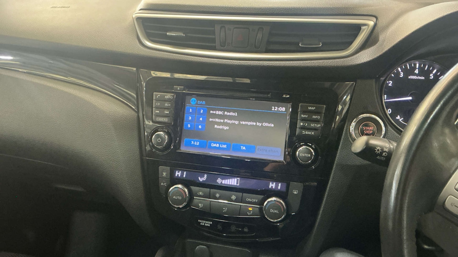 Used Nissan Qashqai 2016 for sale - 77022348: Photo 14