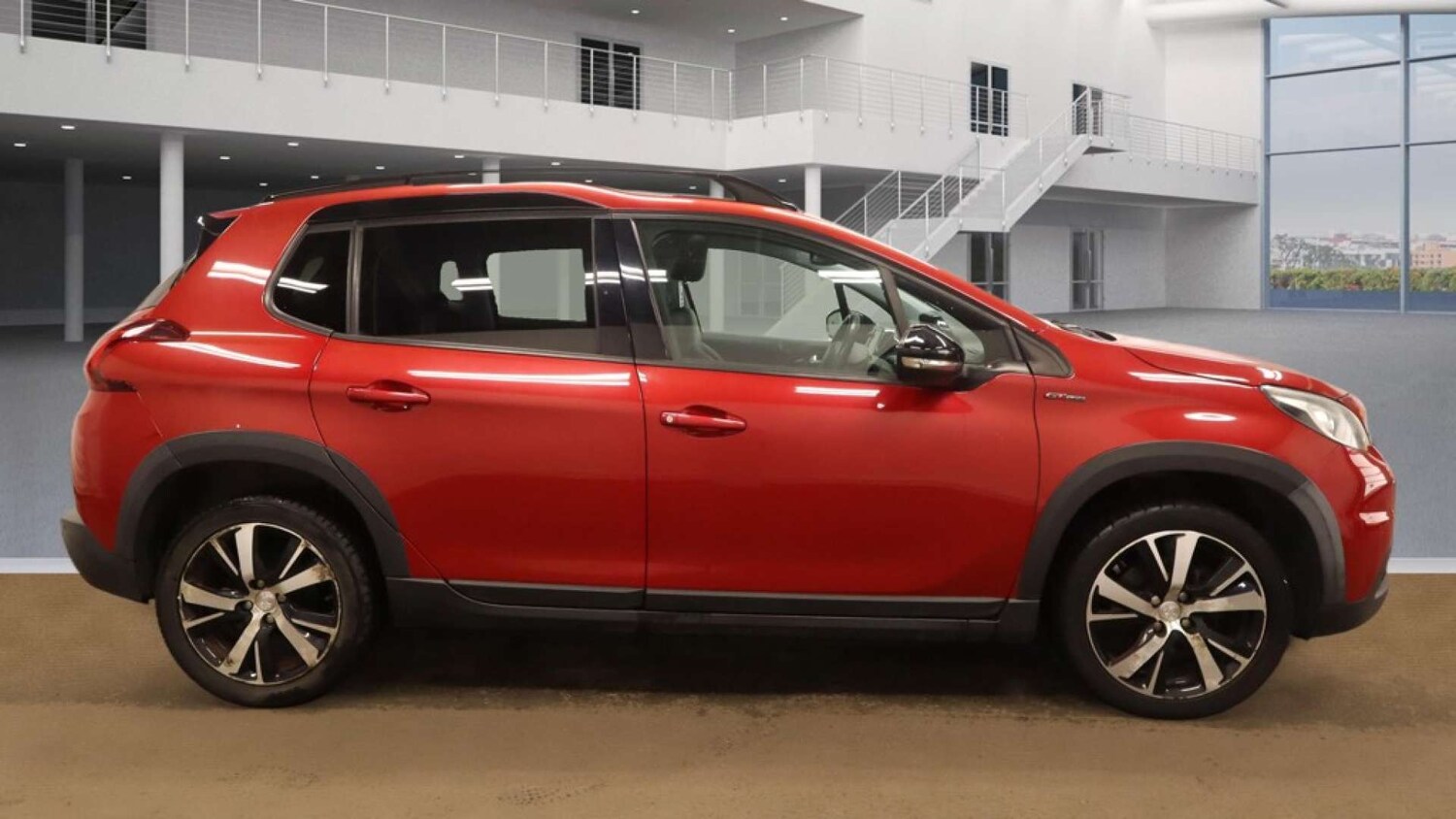 Used Peugeot 2008 2017 for sale - 77916383: Photo 7