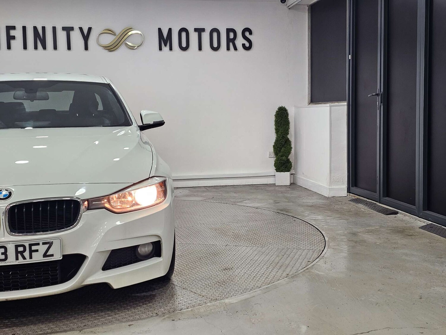 Used BMW 3 Series 2013 for sale - 77477839: Photo 11