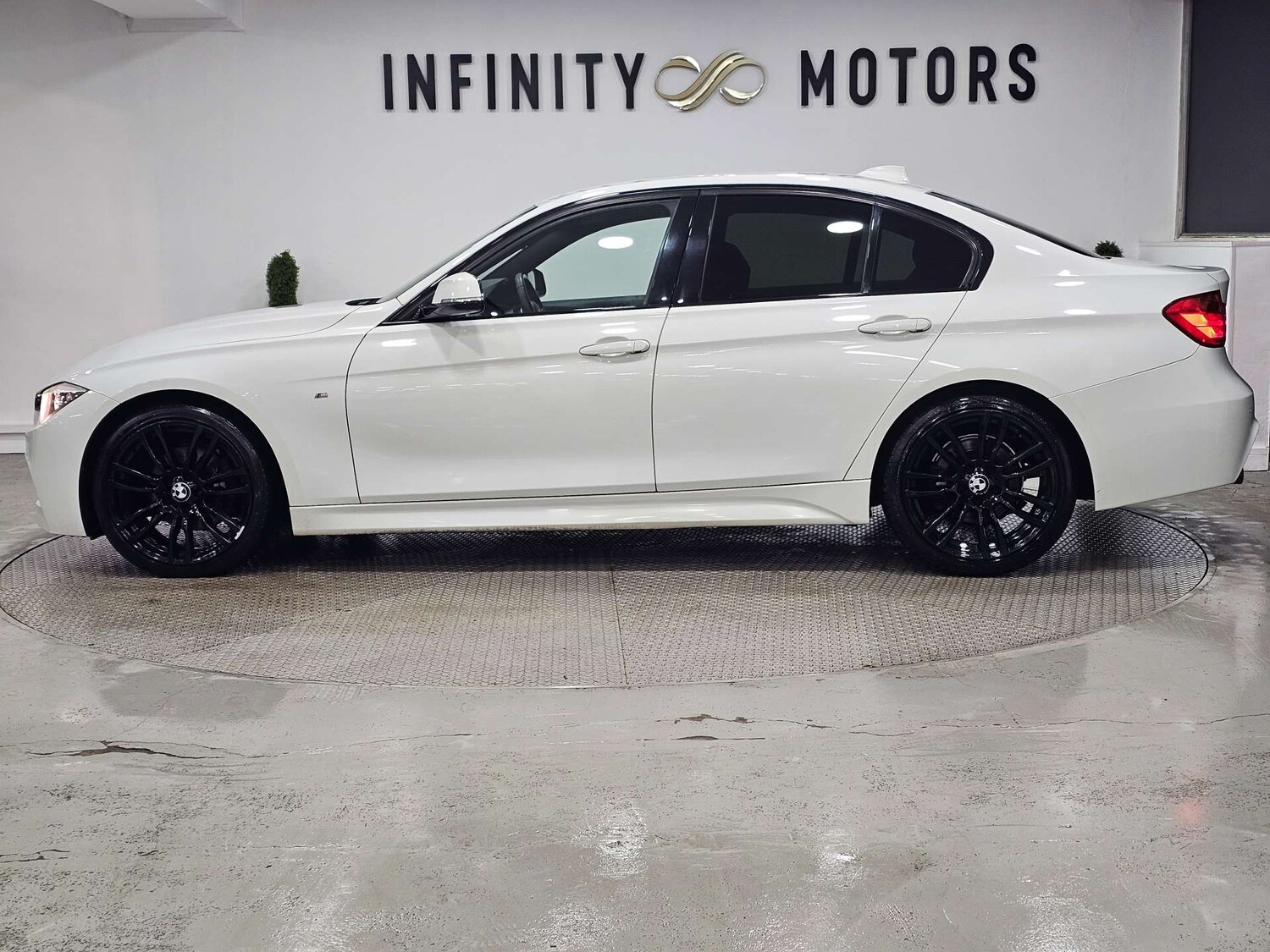 Used BMW 3 Series 2013 for sale - 77477839: Photo 20