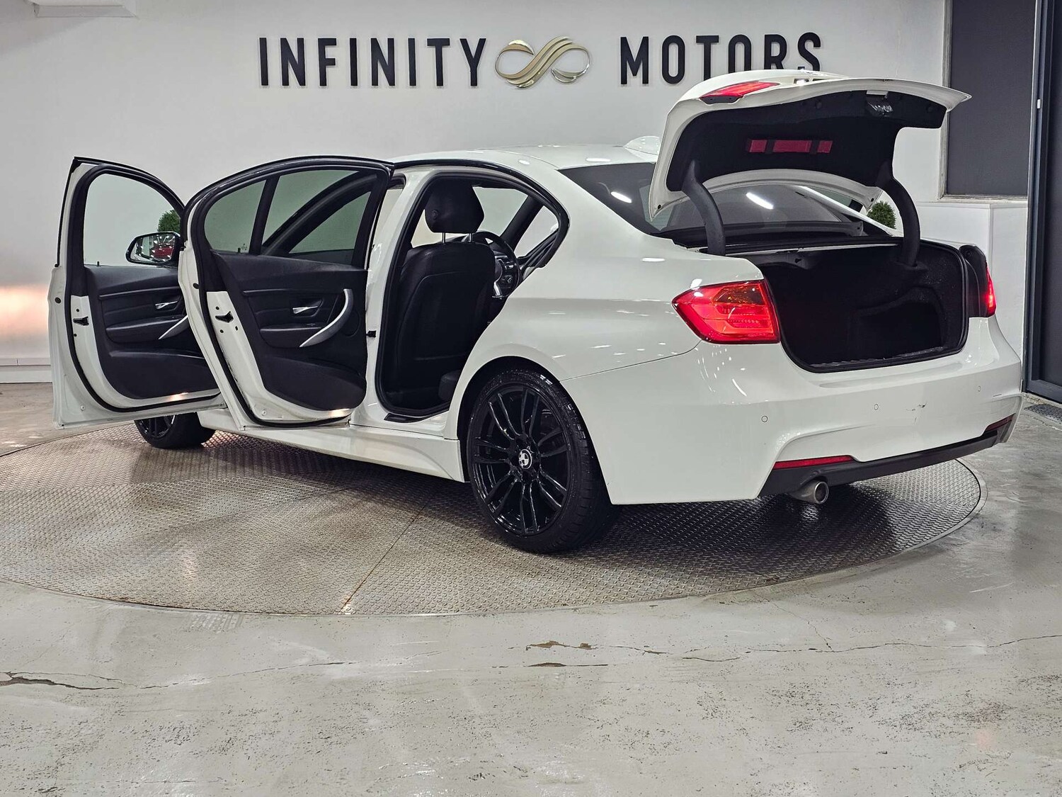 Used BMW 3 Series 2013 for sale - 77477839: Photo 47