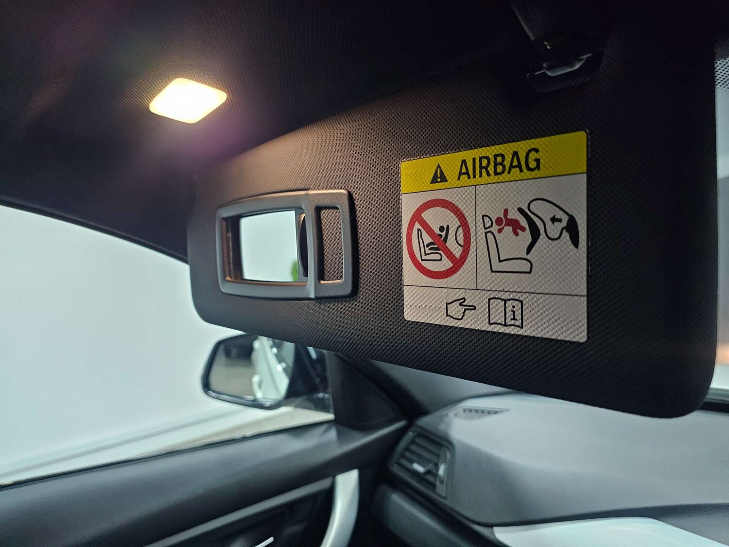 Used BMW 3 Series 2013 for sale - 77477839: Photo 75