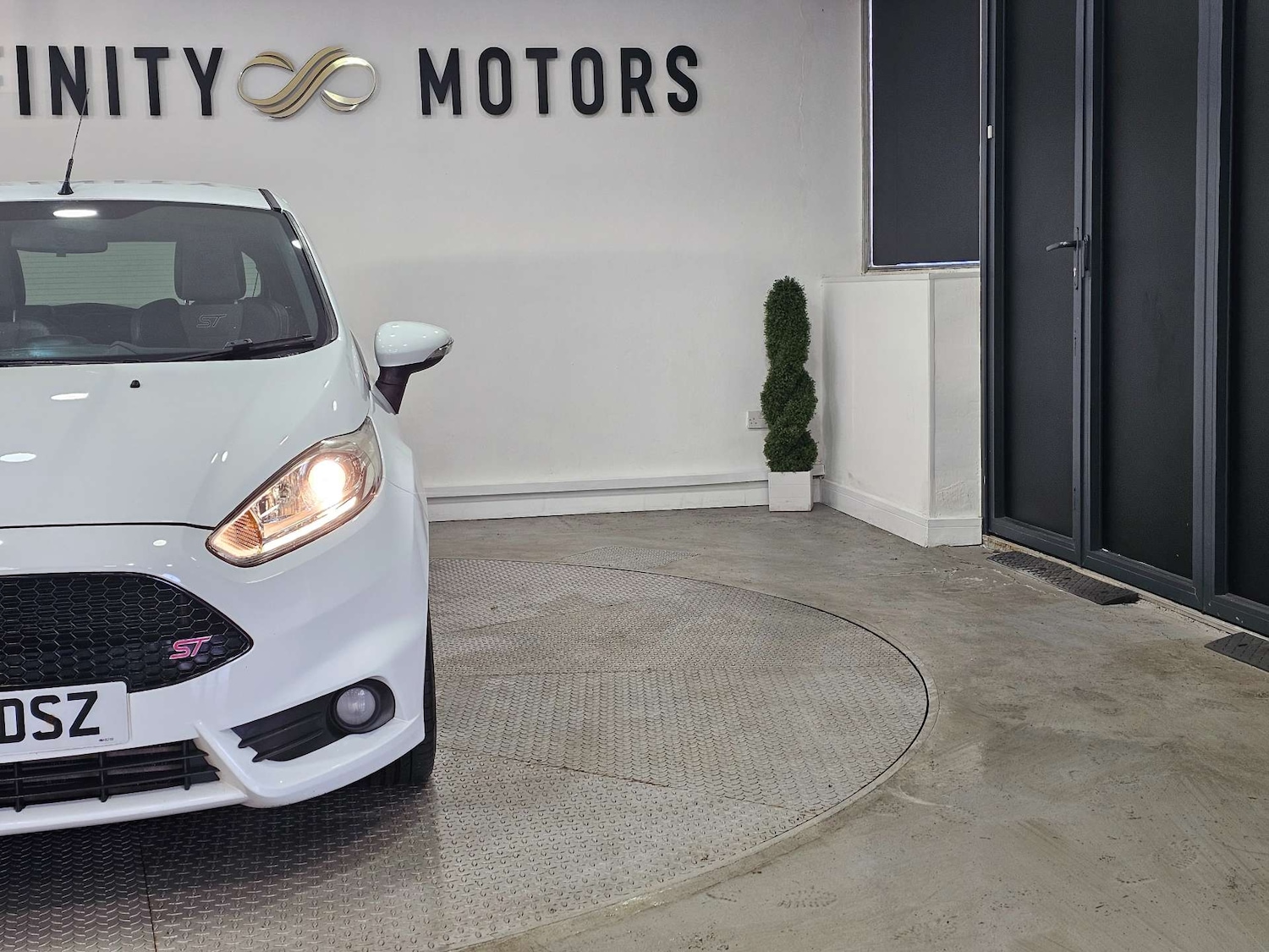 Used Ford Fiesta 2014 for sale - 76972464: Photo 11