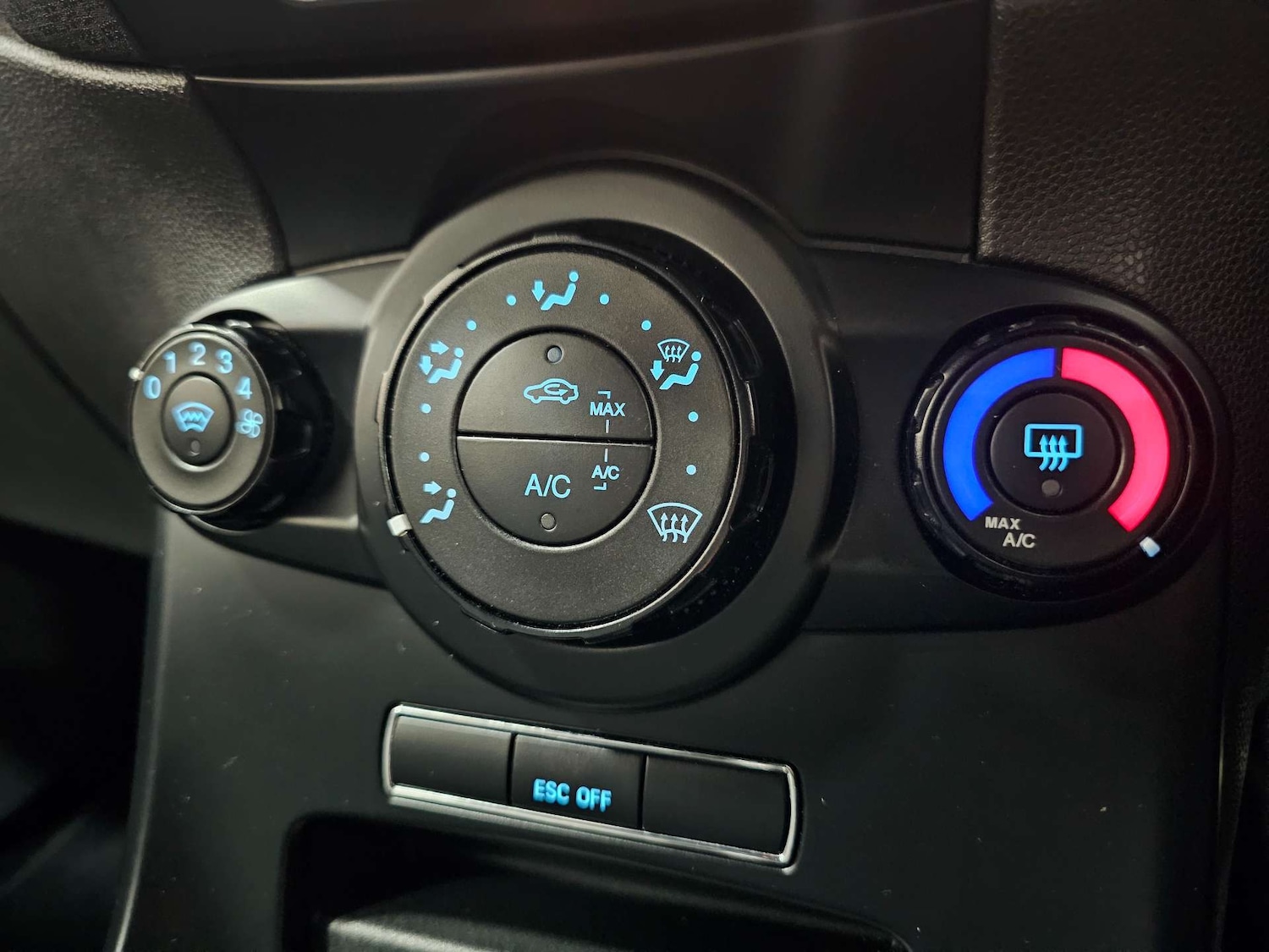 Used Ford Fiesta 2014 for sale - 76972464: Photo 15