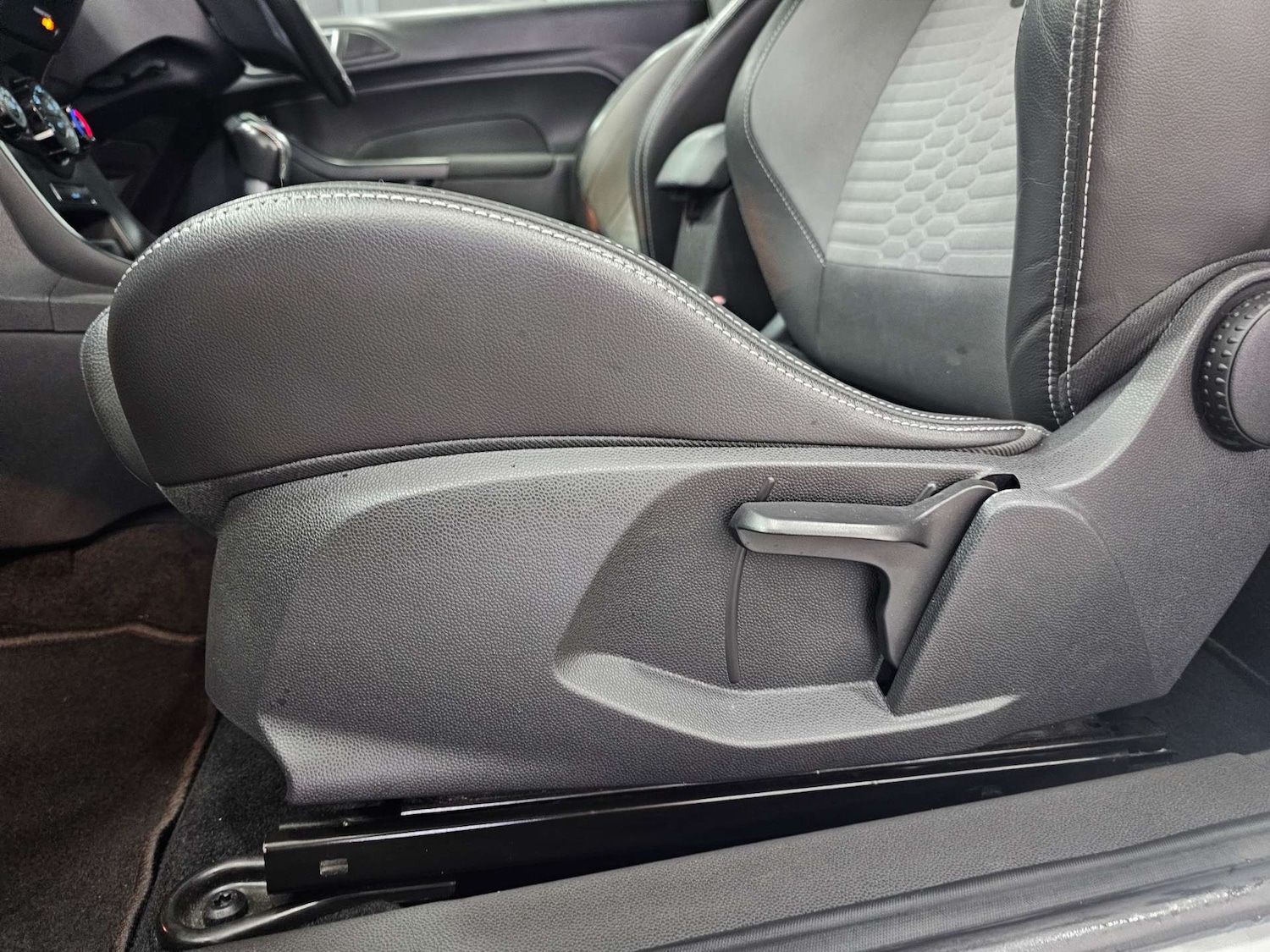 Used Ford Fiesta 2014 for sale - 76972464: Photo 87