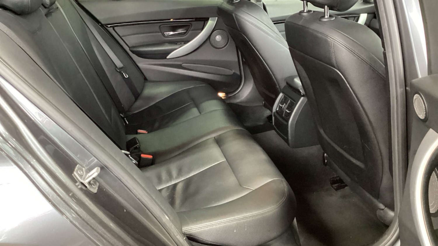 Used BMW 3 Series 2016 for sale - 77296445: Photo 11