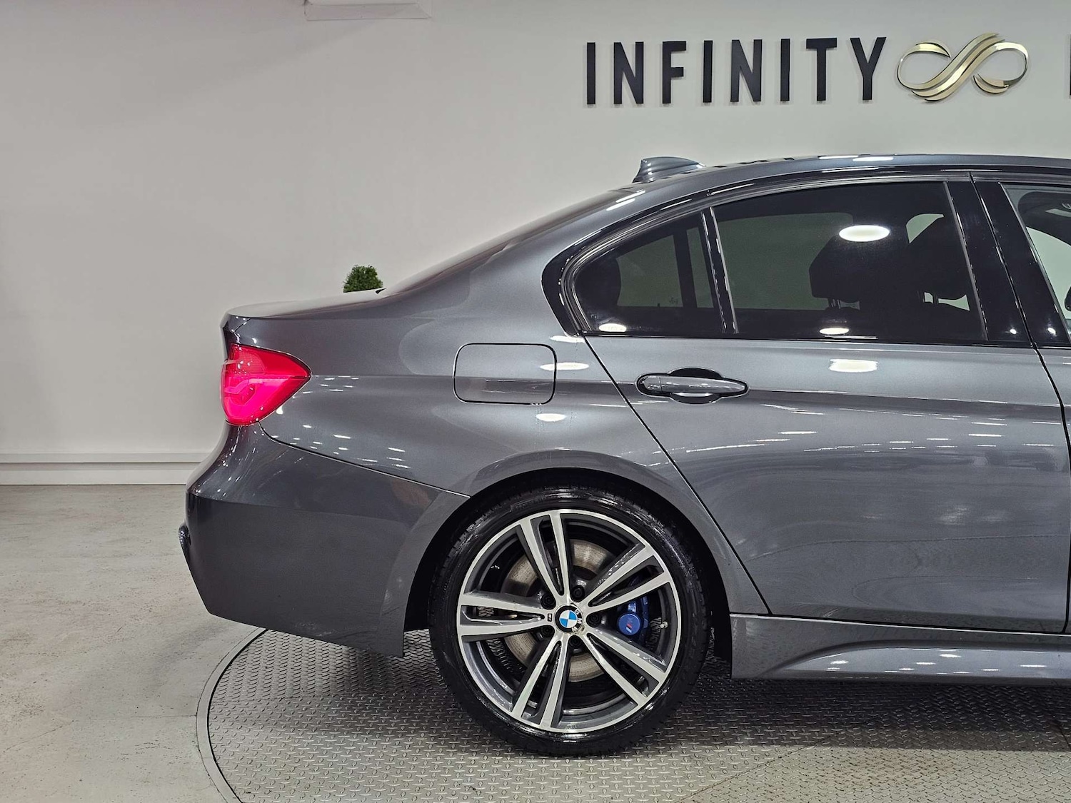 Used BMW 3 Series 2016 for sale - 77296445: Photo 17