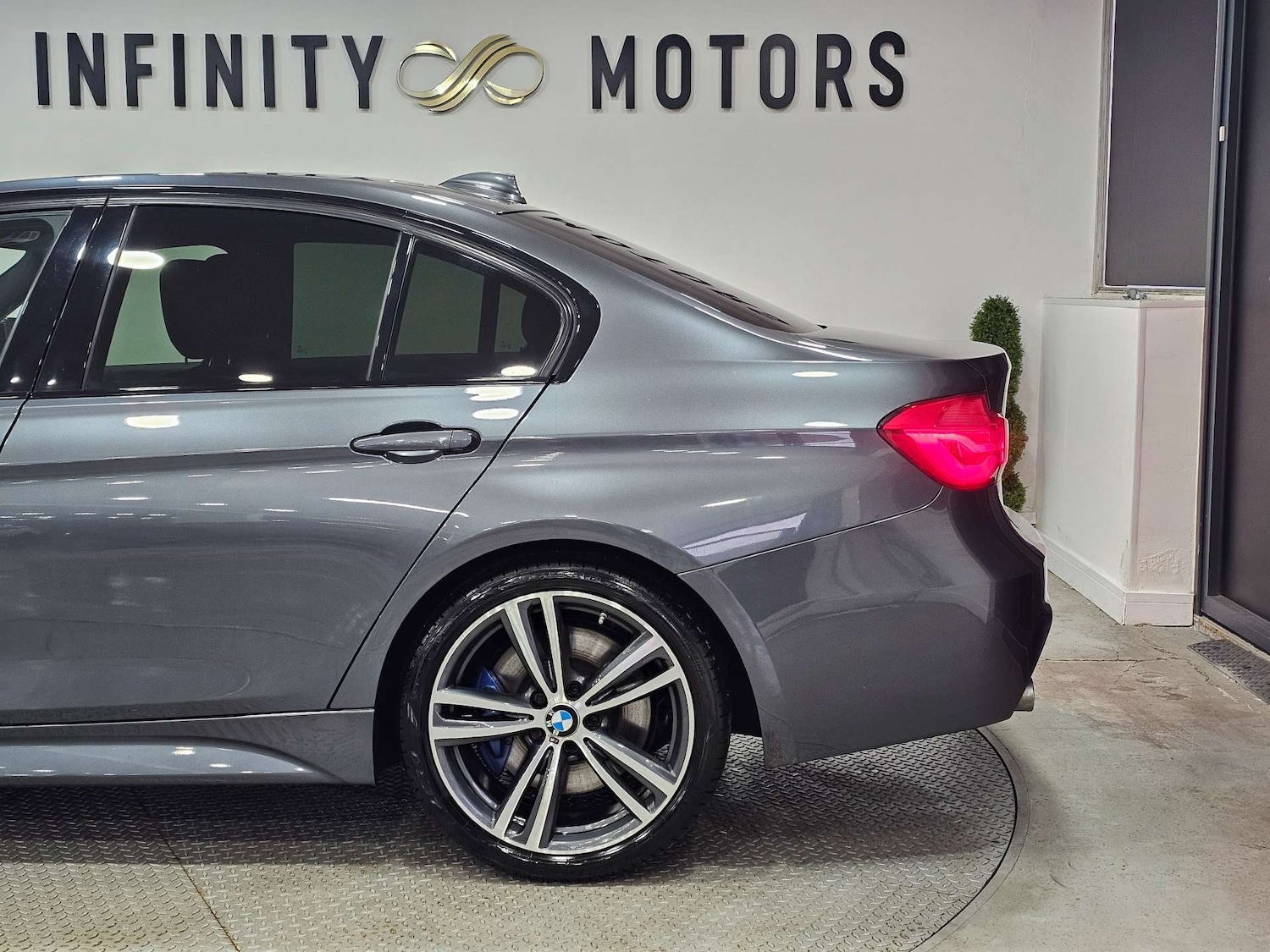 Used BMW 3 Series 2016 for sale - 77296445: Photo 35