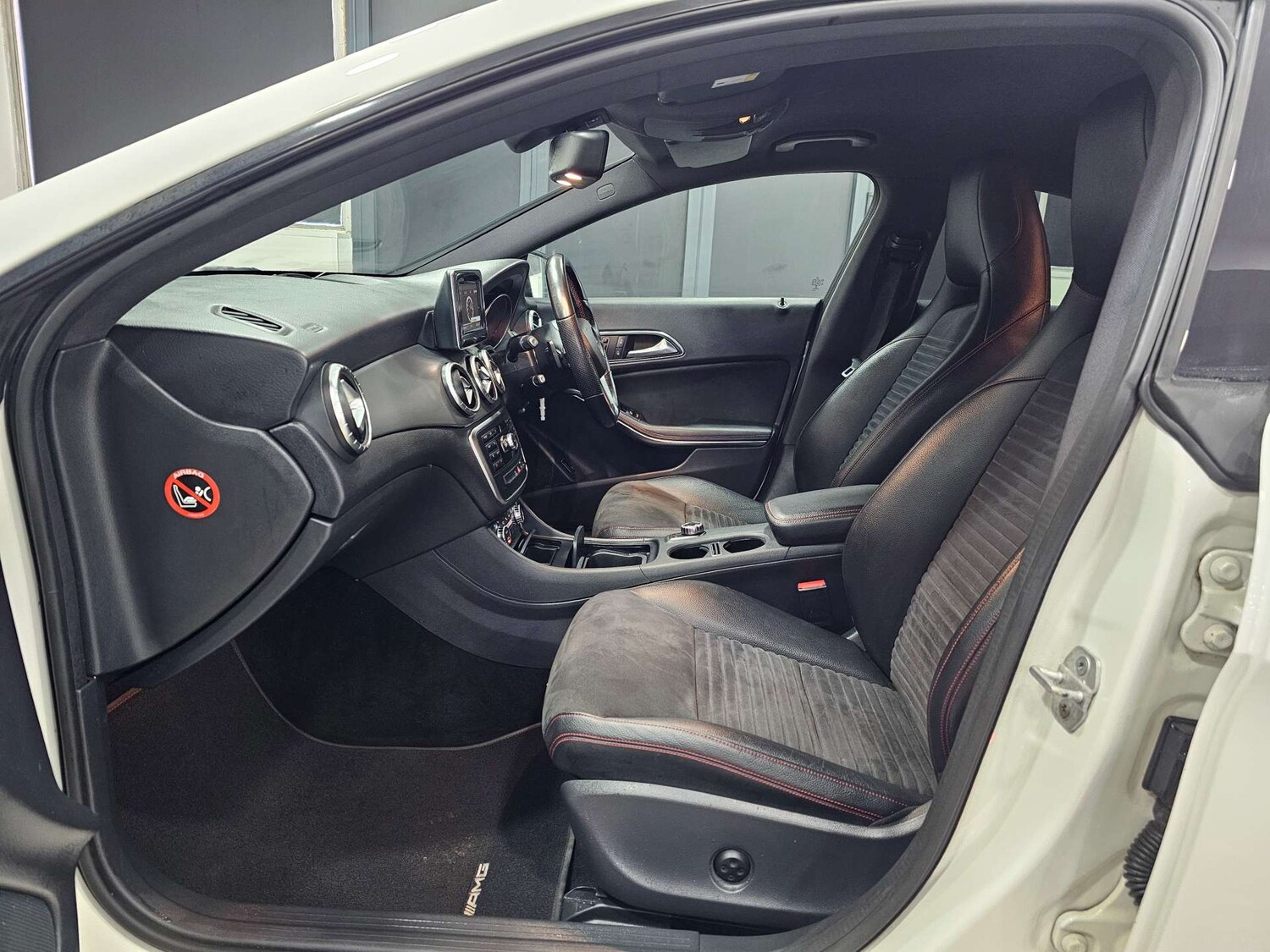 Used Mercedes-Benz CLA 2014 for sale - 77394911: Photo 92