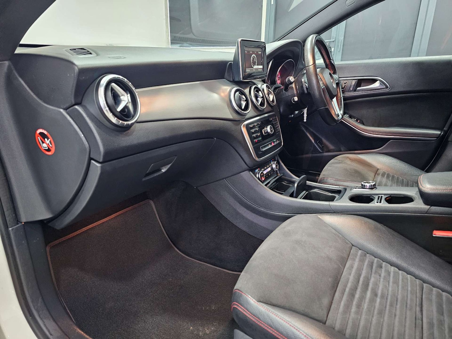 Used Mercedes-Benz CLA 2014 for sale - 77394911: Photo 93