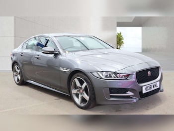 Used Jaguar XE 2018 for sale - 78525516: Photo
