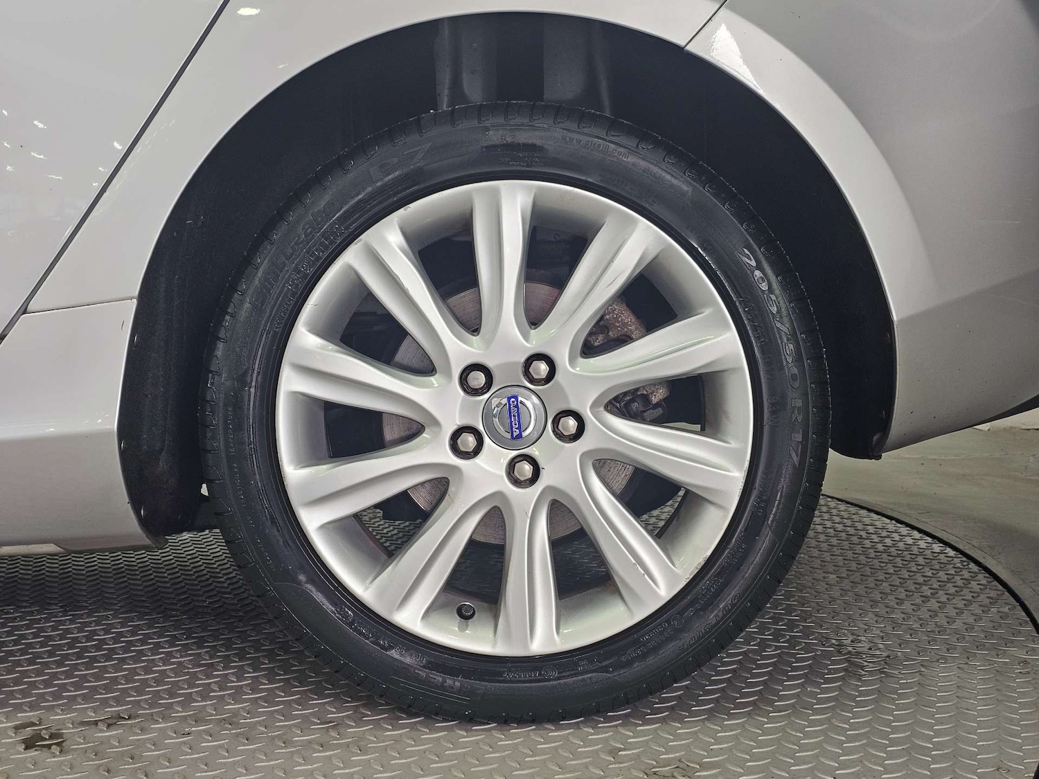 Used Volvo V40 2014 for sale - 77474633: Photo 20