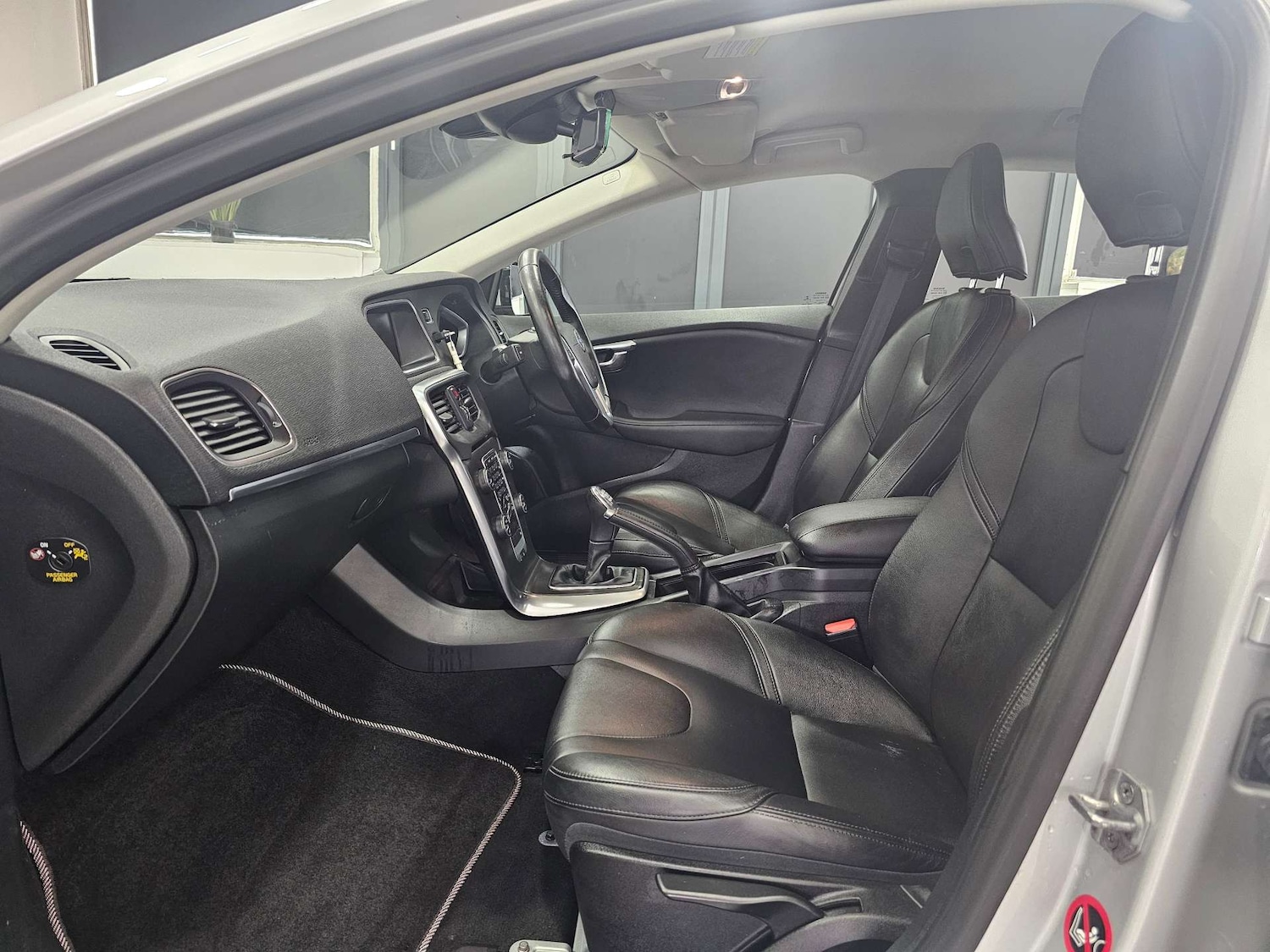 Used Volvo V40 2014 for sale - 77474633: Photo 69