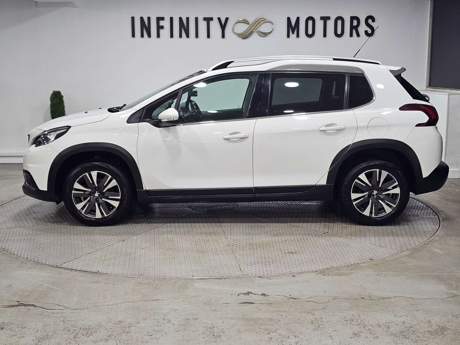 Used Peugeot 2008 2017 for sale - 77477815: Photo 43