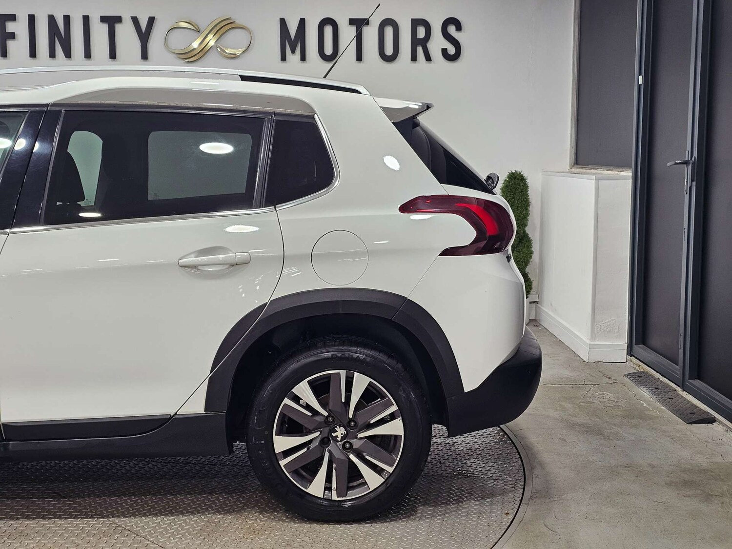 Used Peugeot 2008 2017 for sale - 77477815: Photo 45