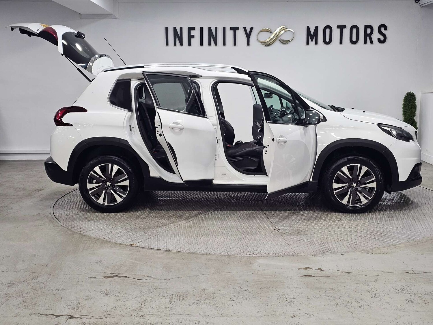 Used Peugeot 2008 2017 for sale - 77477815: Photo 53