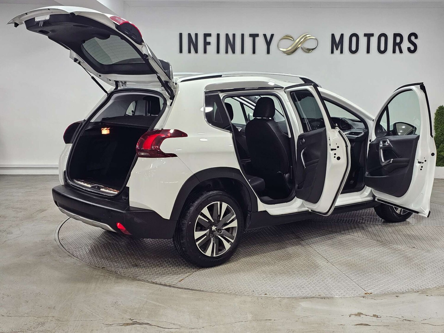 Used Peugeot 2008 2017 for sale - 77477815: Photo 54