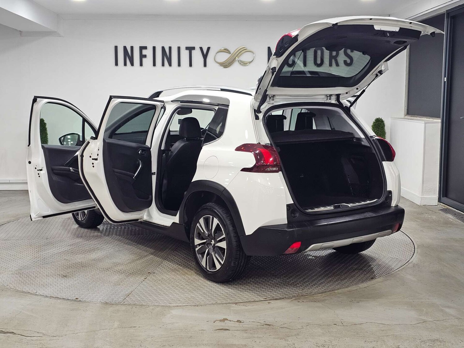 Used Peugeot 2008 2017 for sale - 77477815: Photo 56