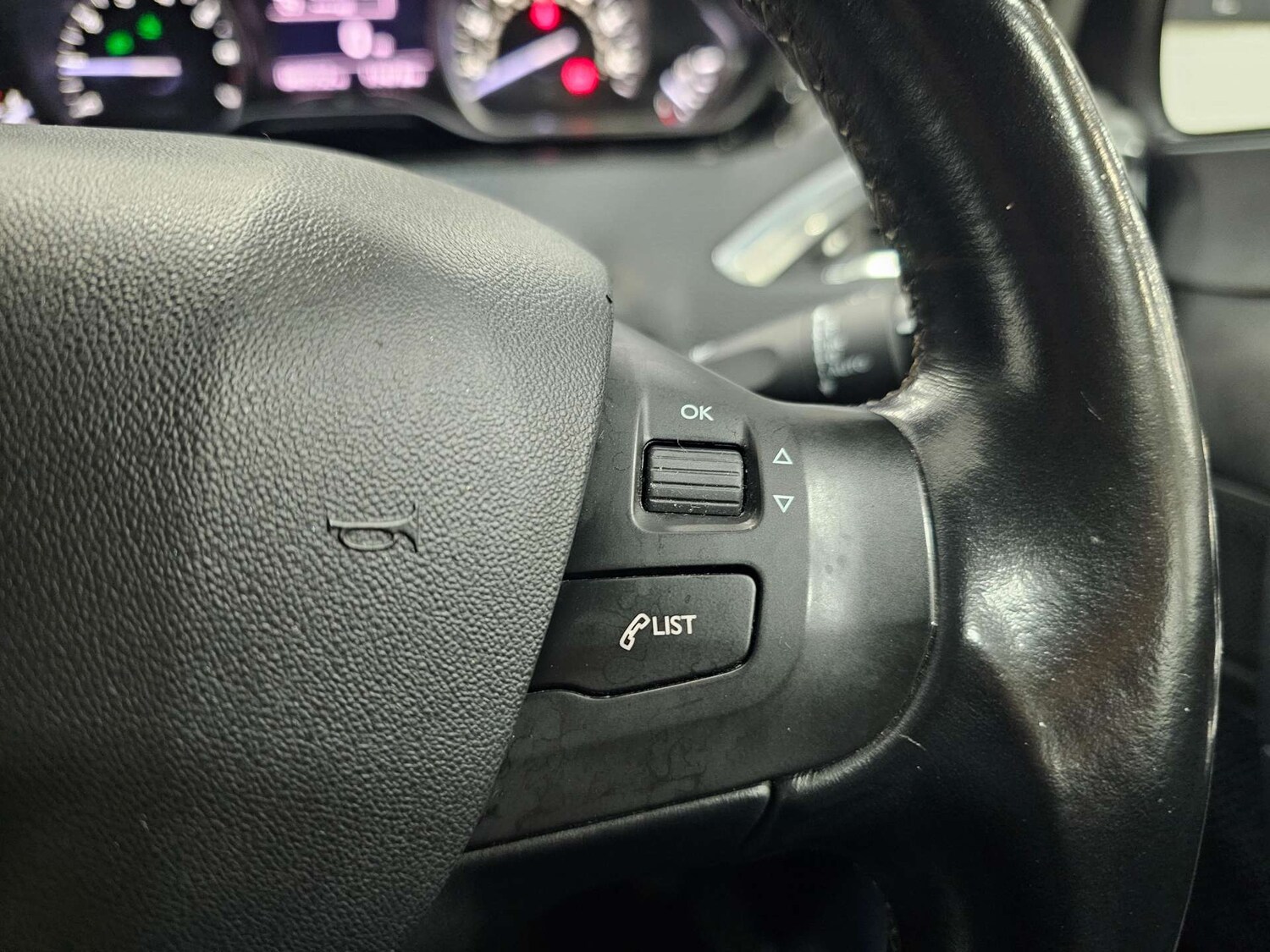 Used Peugeot 2008 2017 for sale - 77477815: Photo 61