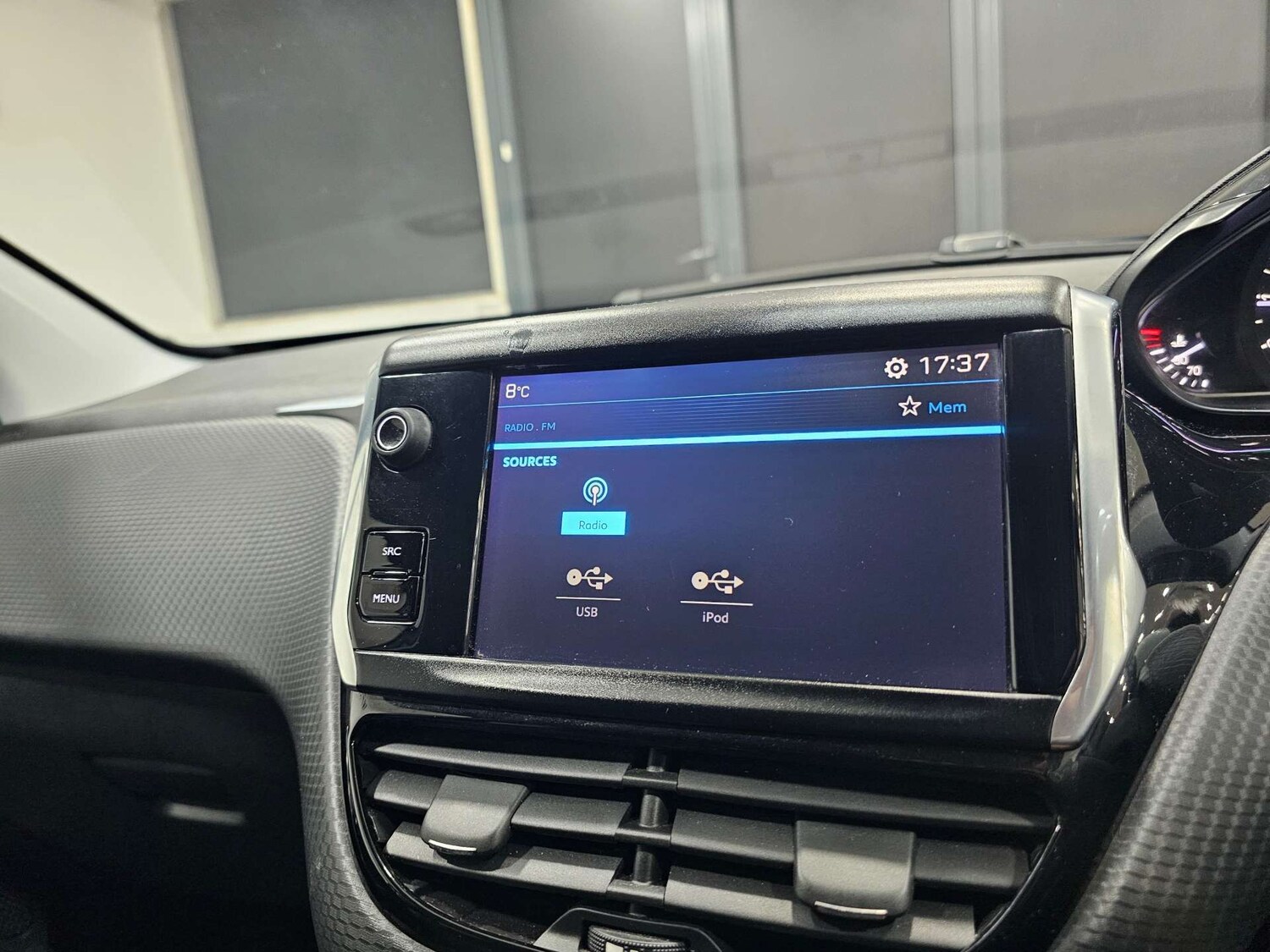 Used Peugeot 2008 2017 for sale - 77477815: Photo 71