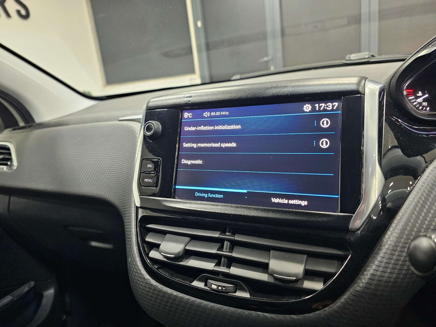 Used Peugeot 2008 2017 for sale - 77477815: Photo 75