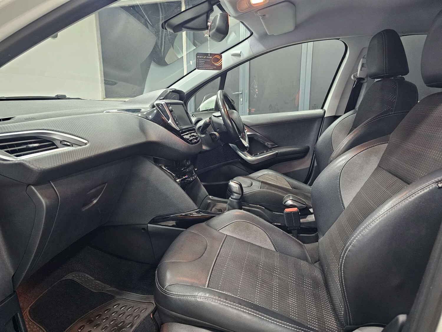 Used Peugeot 2008 2017 for sale - 77477815: Photo 90