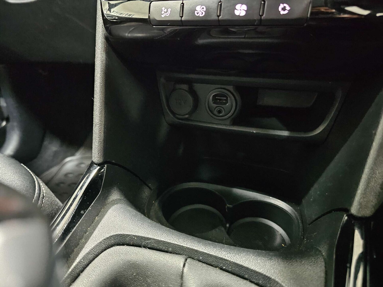 Used Peugeot 2008 2017 for sale - 77477815: Photo 91