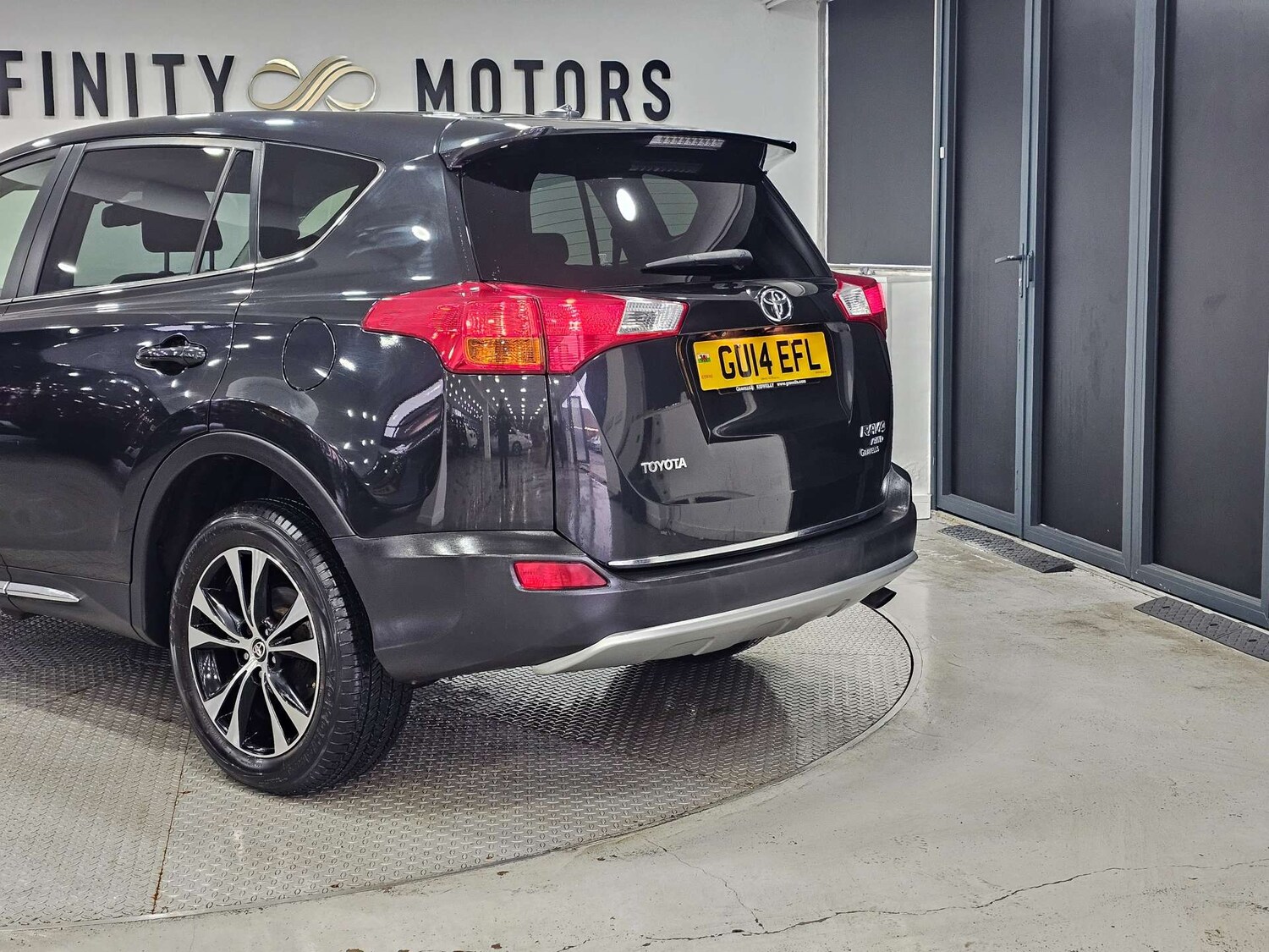 Used Toyota RAV4 2014 for sale - 77544997: Photo 28