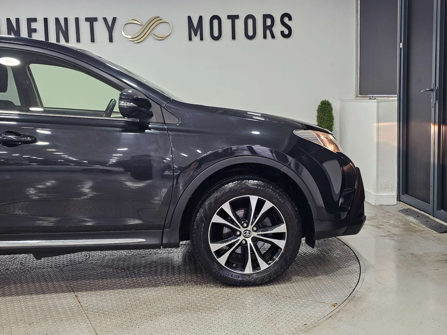 Used Toyota RAV4 2014 for sale - 77544997: Photo 36