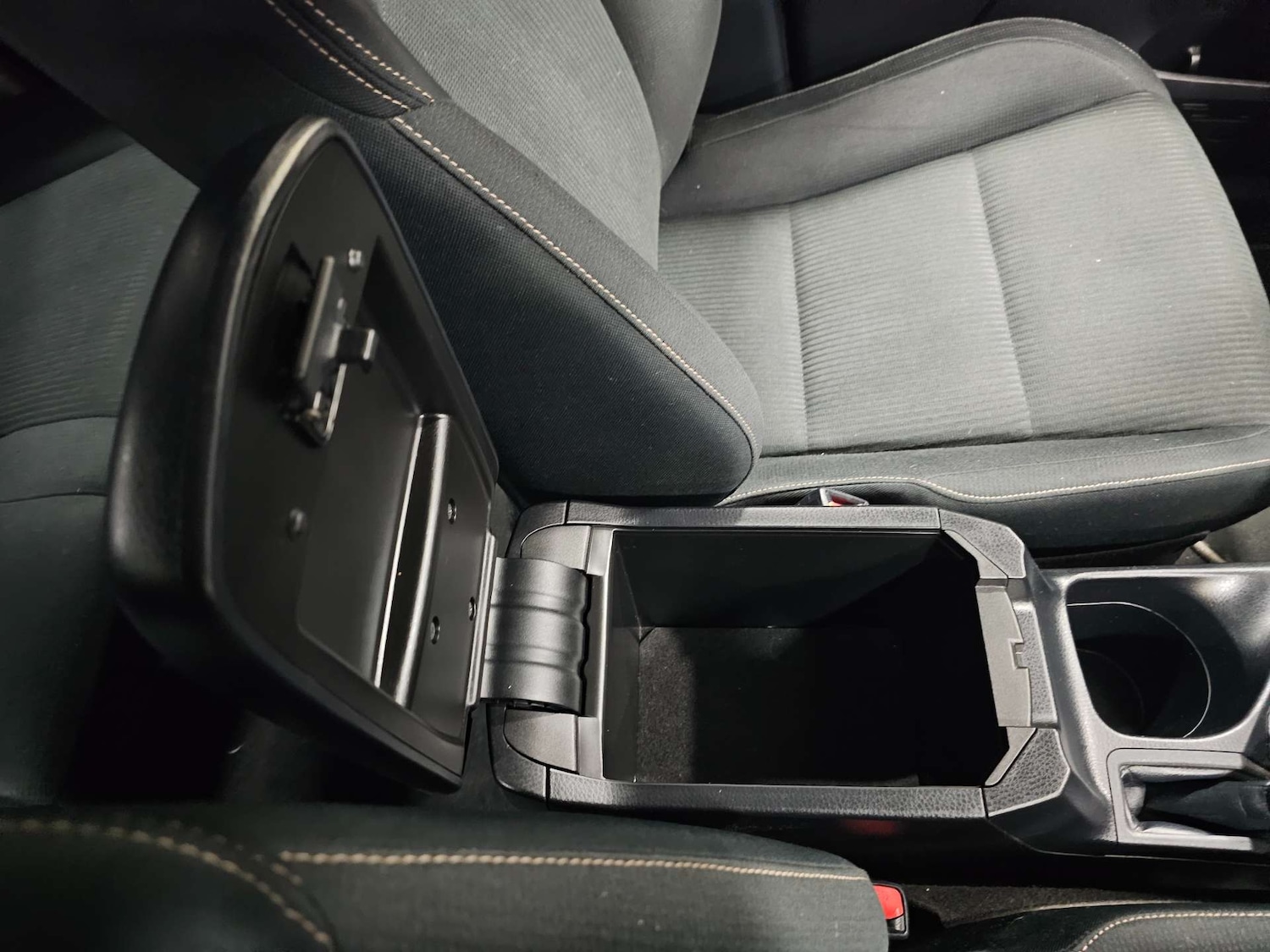 Used Toyota RAV4 2014 for sale - 77544997: Photo 66