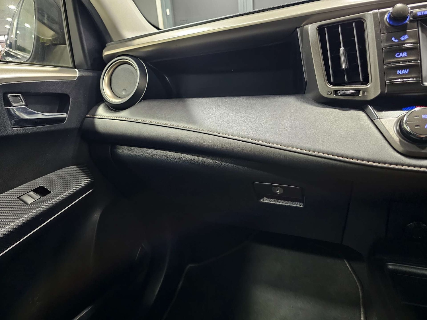 Used Toyota RAV4 2014 for sale - 77544997: Photo 76