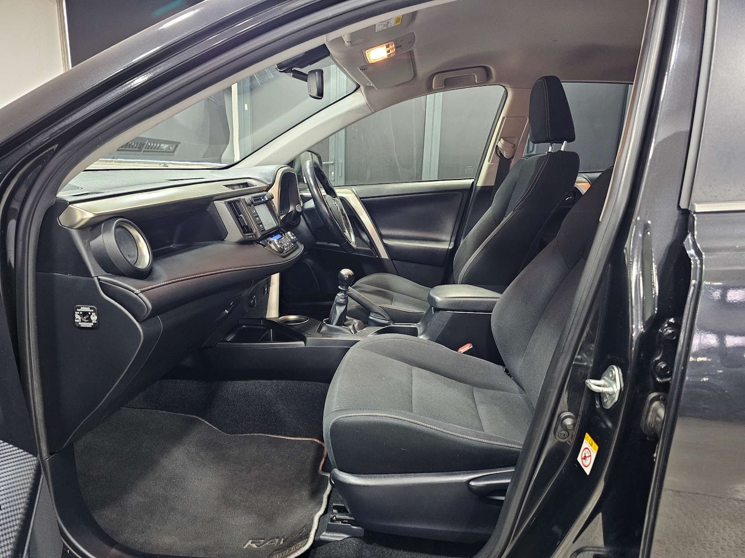 Used Toyota RAV4 2014 for sale - 77544997: Photo 89