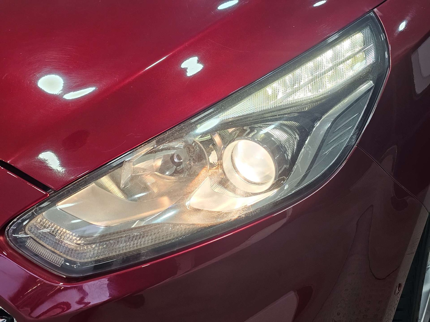 Used Ford S-Max 2015 for sale - 76972415: Photo 18