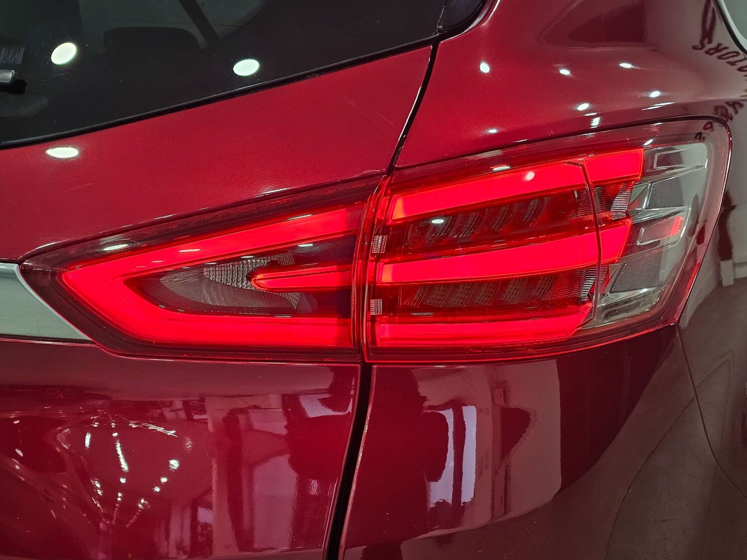 Used Ford S-Max 2015 for sale - 76972415: Photo 32