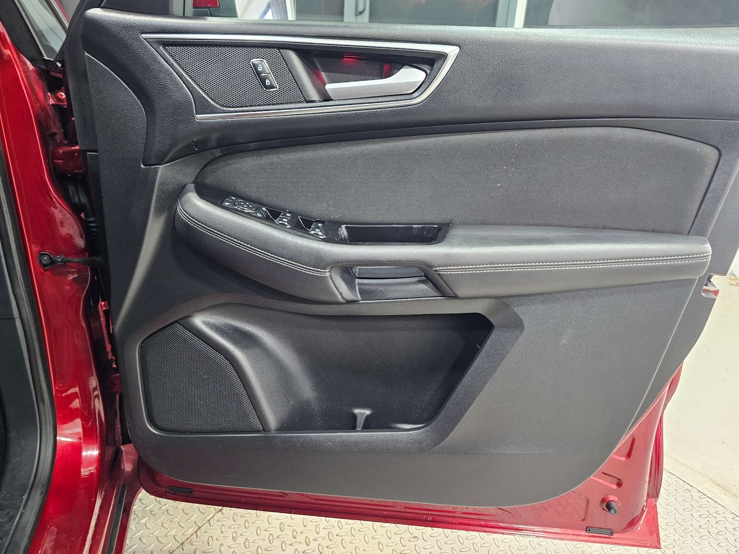 Used Ford S-Max 2015 for sale - 76972415: Photo 52