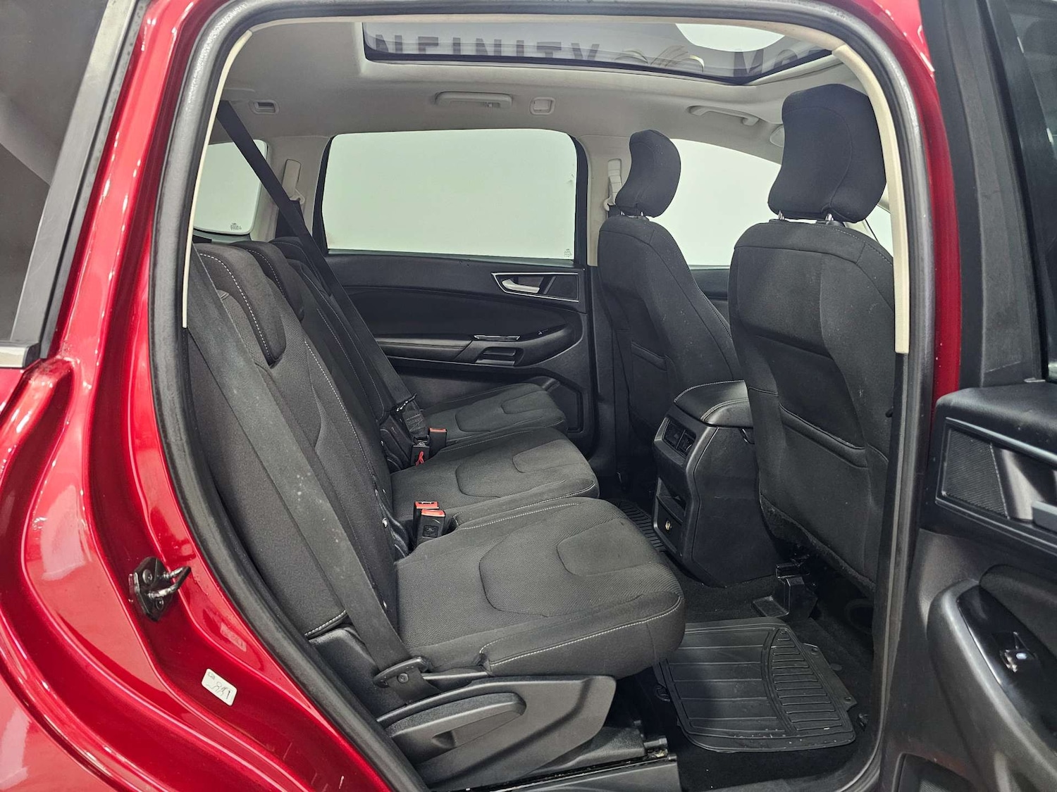 Used Ford S-Max 2015 for sale - 76972415: Photo 82