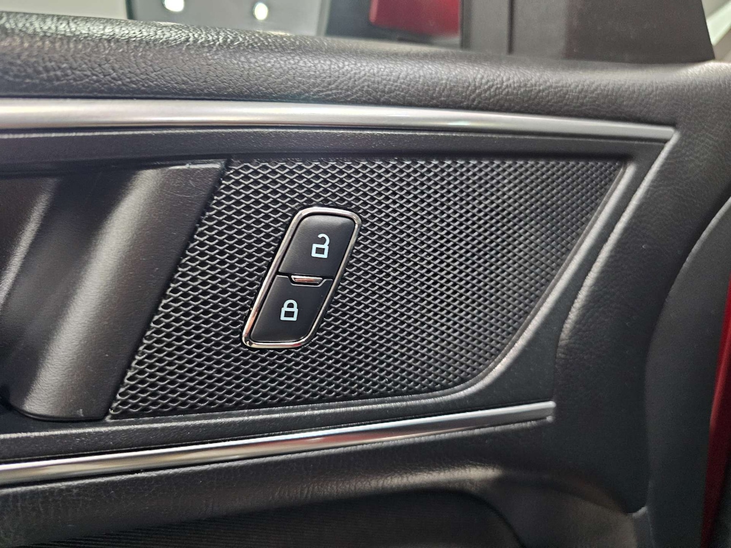 Used Ford S-Max 2015 for sale - 76972415: Photo 96