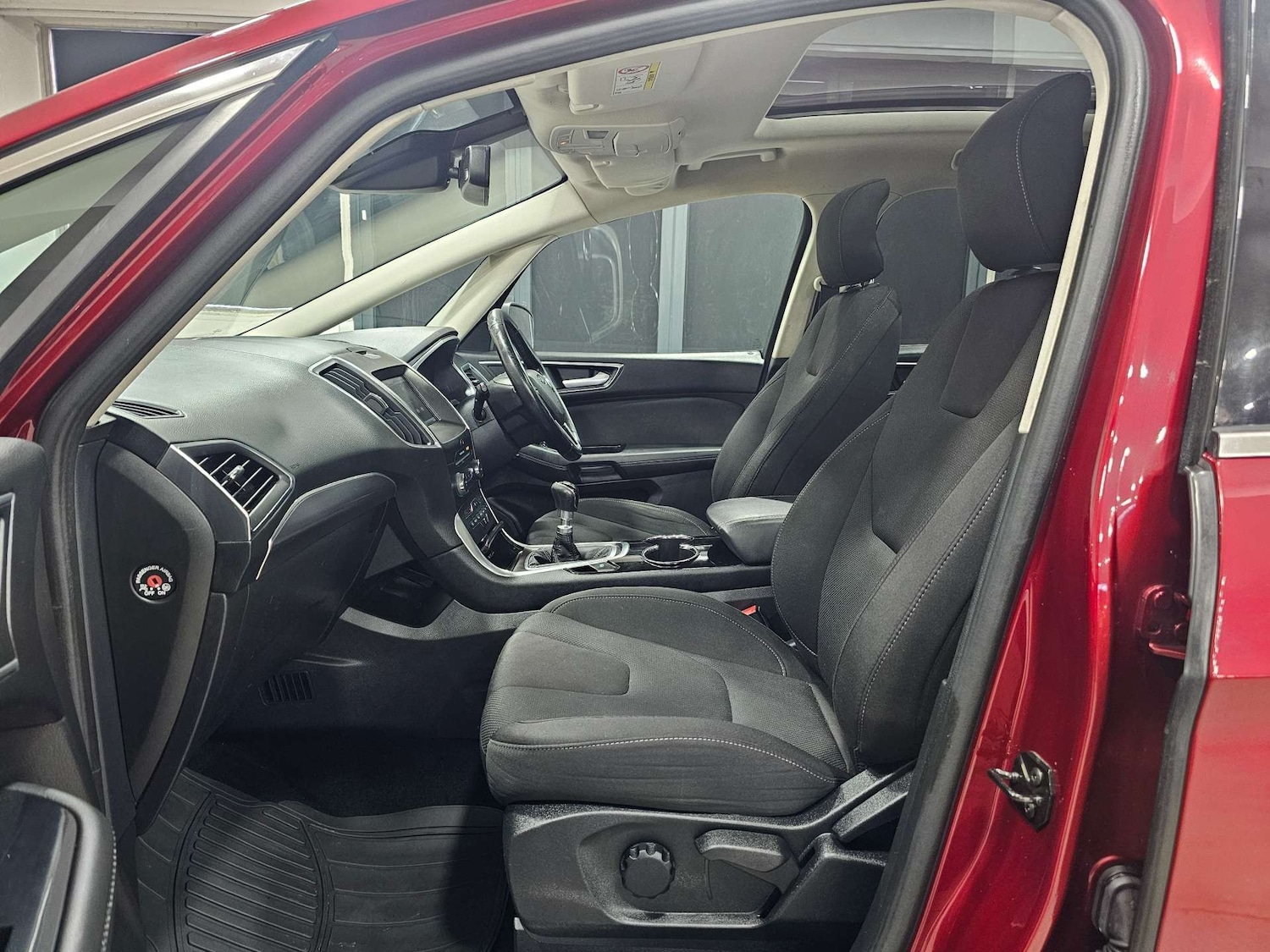 Used Ford S-Max 2015 for sale - 76972415: Photo 98