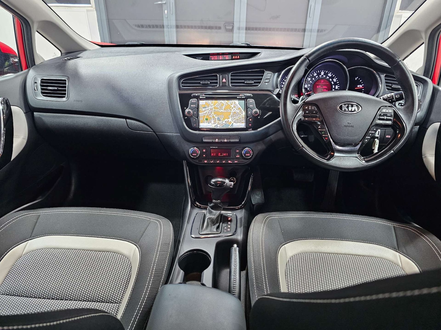 Used Kia Ceed 2015 for sale - 77406150: Photo 10