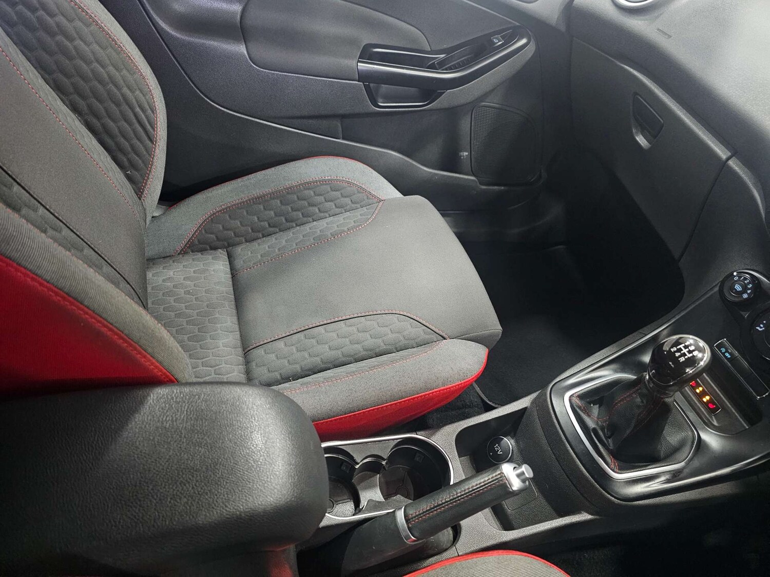 Used Ford Fiesta 2016 for sale - 77477818: Photo 59