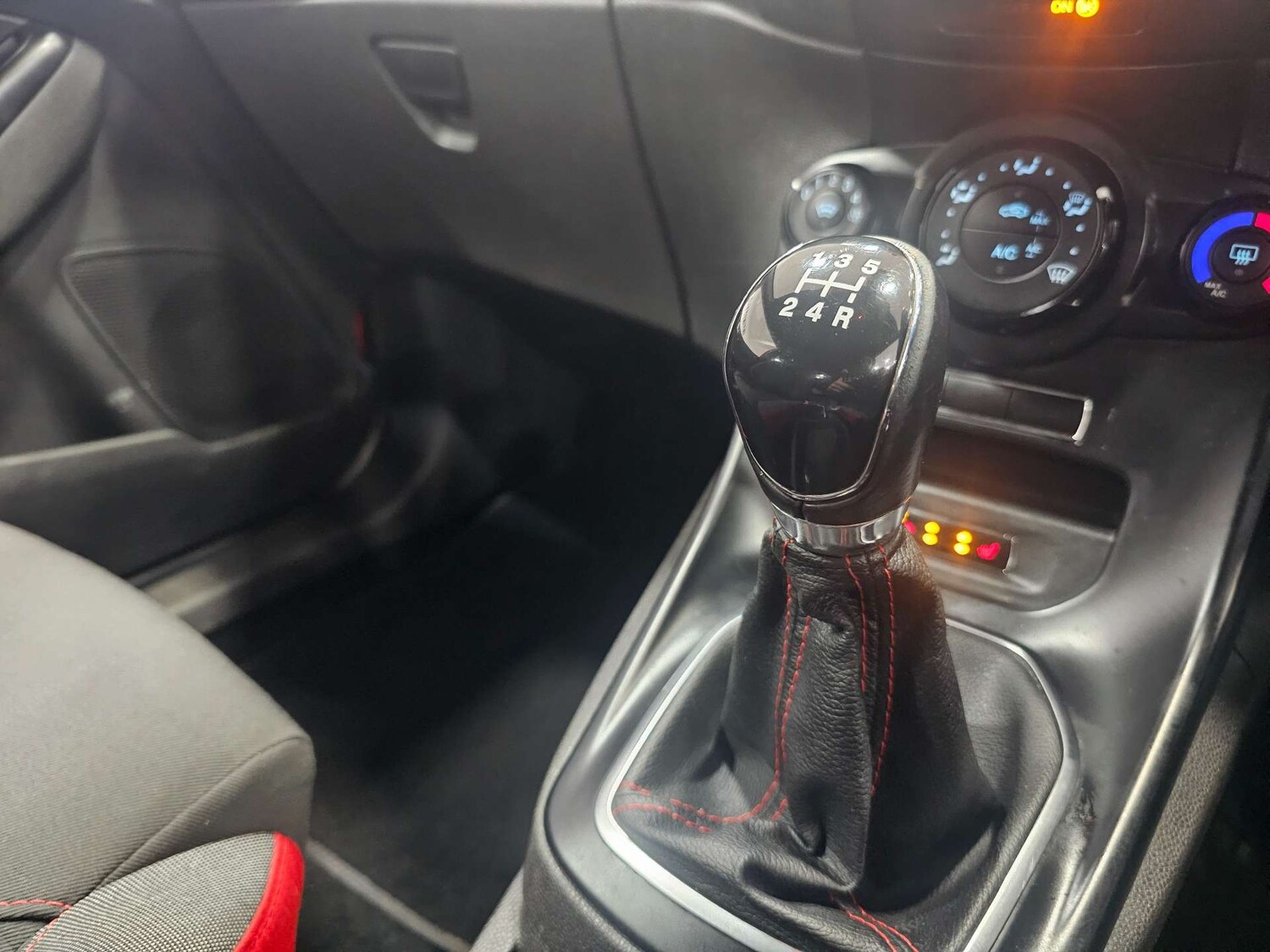 Used Ford Fiesta 2016 for sale - 77477818: Photo 64