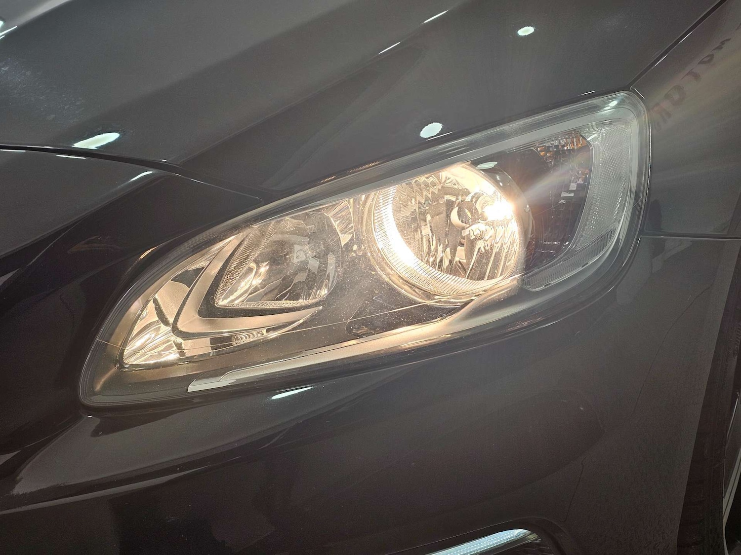 Used Volvo V60 2016 for sale - 77571265: Photo 11